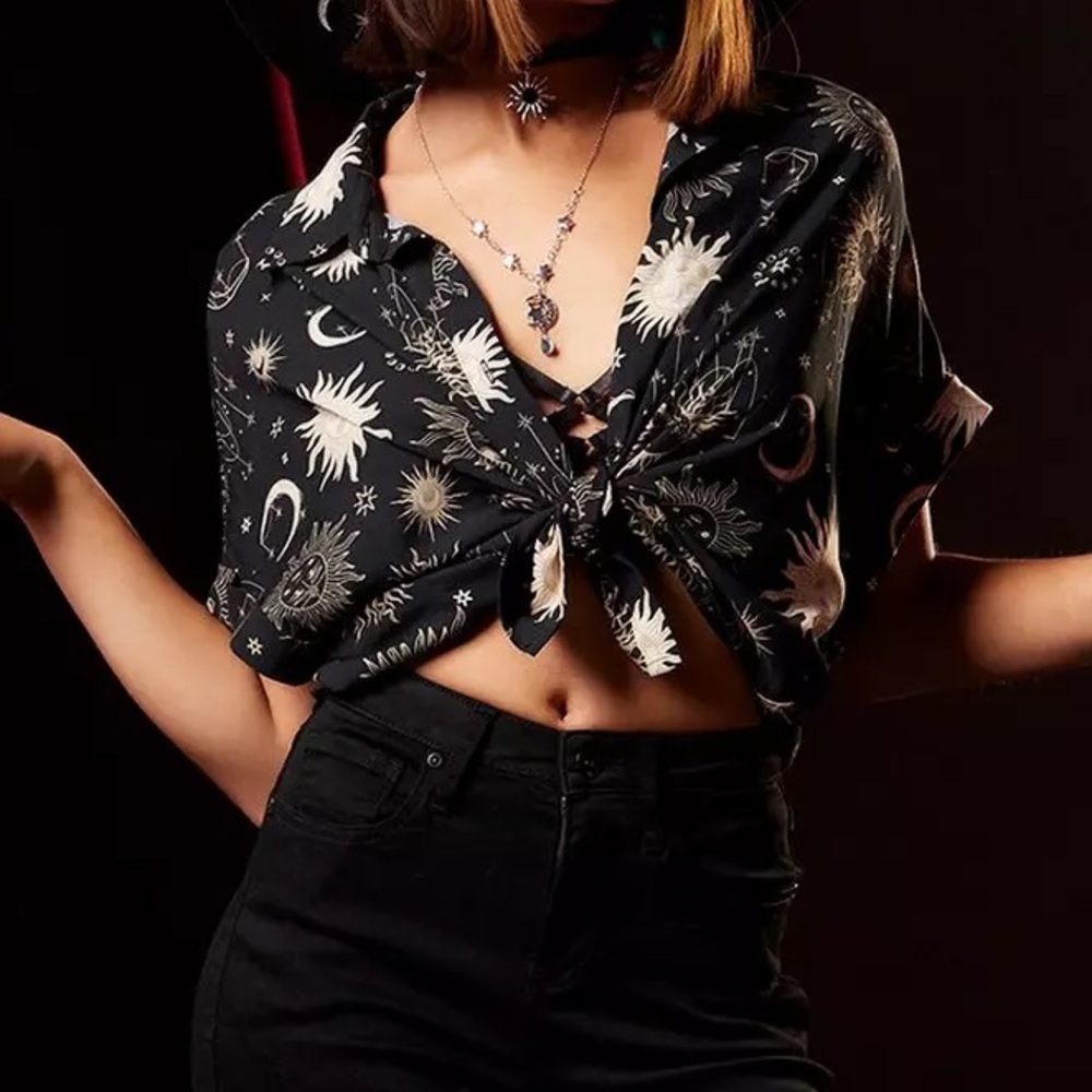Cosmic Aura Celestial Boxy Woven Button-Up Hot Topic‎